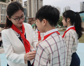 南宁市北际路小学举行红领巾争章活动