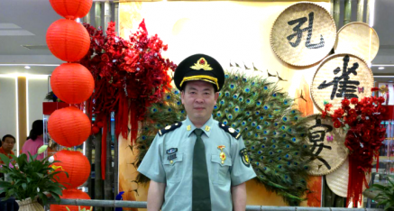唐国宣 出席八桂孔雀宴开业盛典活动